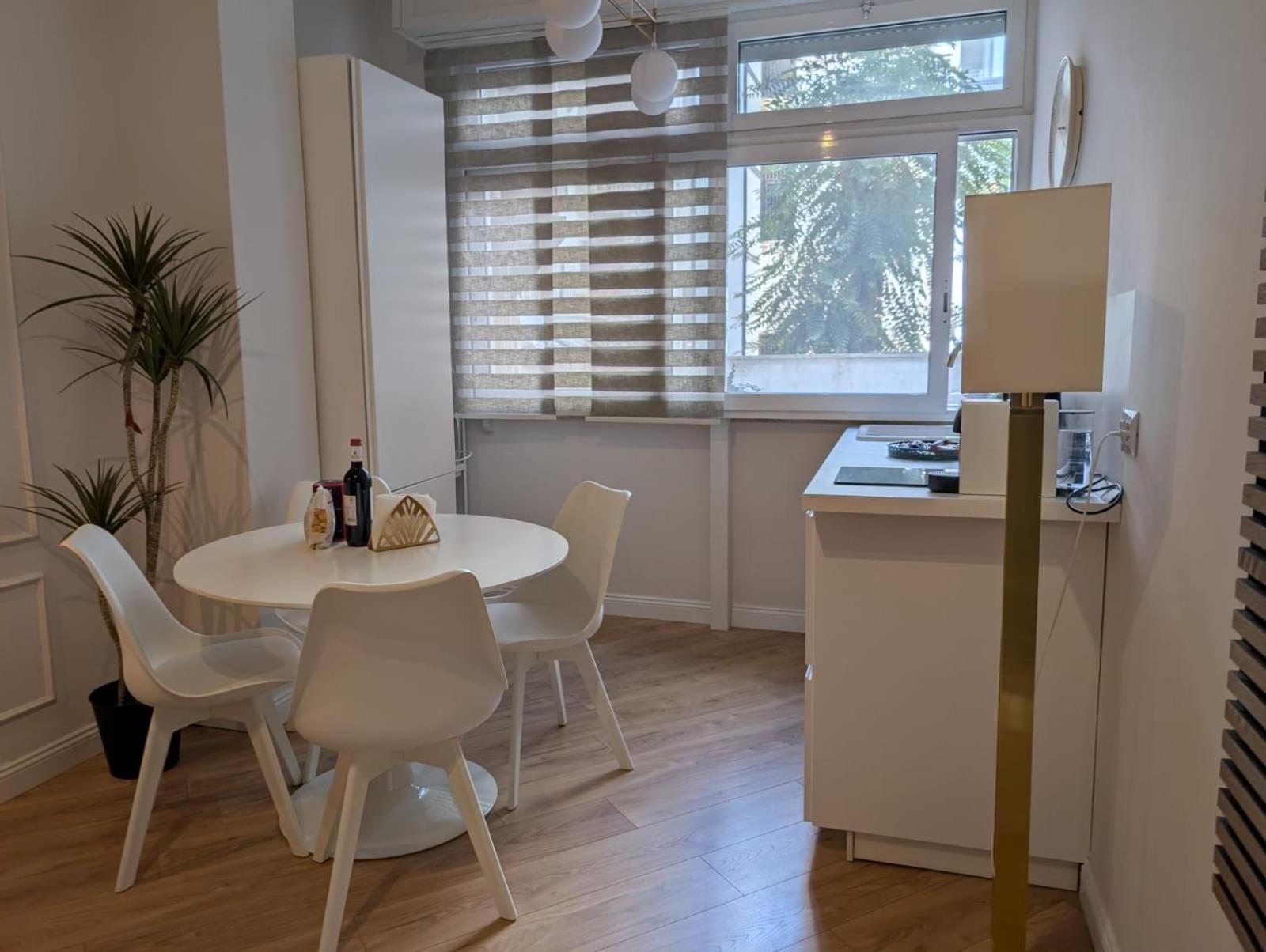 Art N Shelter Apartment Bari
